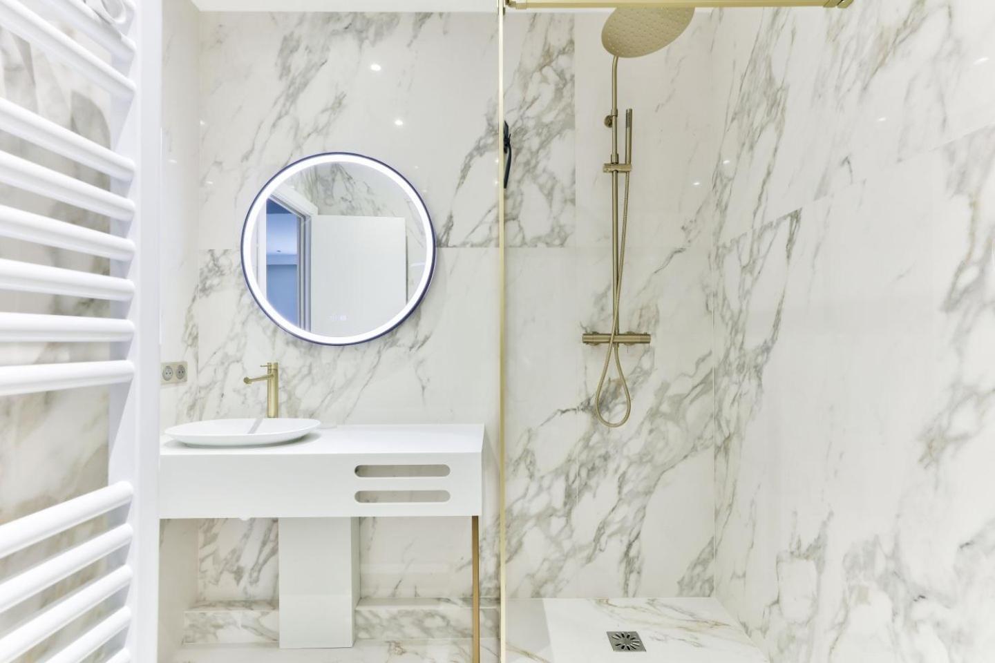 Apartment Family Retreat - Le Marais - With Ac